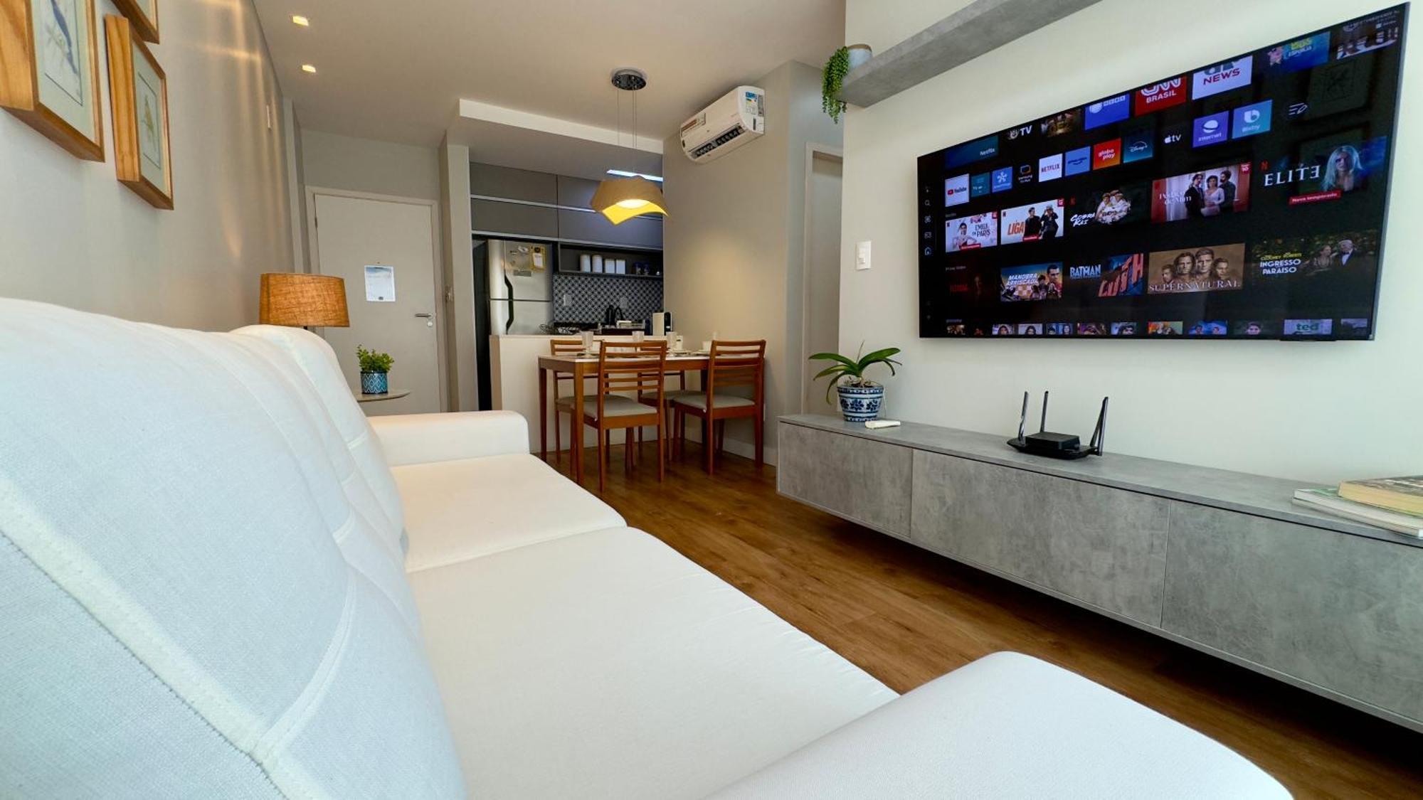 Apartamento Edf Promenade: Beachfront With Leisure Facilities